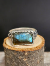 Load image into Gallery viewer, Labradorite Ring
