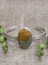 Load image into Gallery viewer, Owyhee Picture Jasper Cuff
