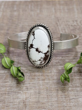 Load image into Gallery viewer, Wild Horse Stone Cuff
