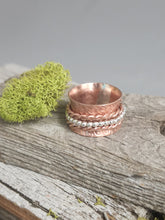 Load image into Gallery viewer, Copper Spinner Ring Size 5
