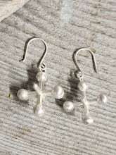 Load image into Gallery viewer, Jack Earrings
