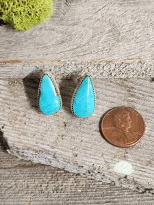 Vintage Turqoiuse Stud Earrings